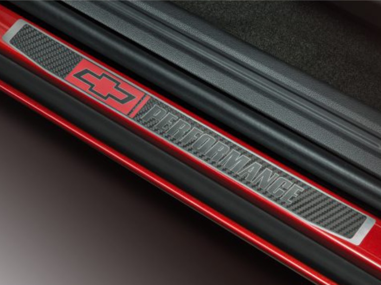 Front and Rear Door Sill Plates in Stainless Steel with Chevrolet Performance Logo and Carbon Fiber Appearance/