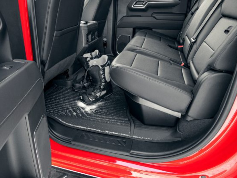 Crew Cab Second-Row Interlocking Premium All-Weather Floor Liner in Jet Black for AT4/Z71/