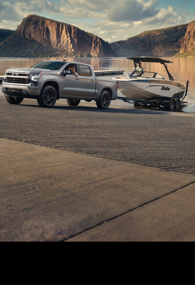 Silverado 1500 towing boat 